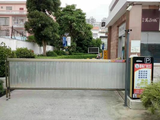 Puerta de barrera publicitaria de carga pesada personalizable Puerta de barrera publicitaria de automóviles